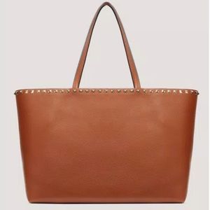 VALENTINO ROCKSTUD GRAINY CALFSKIN TOTE BAG